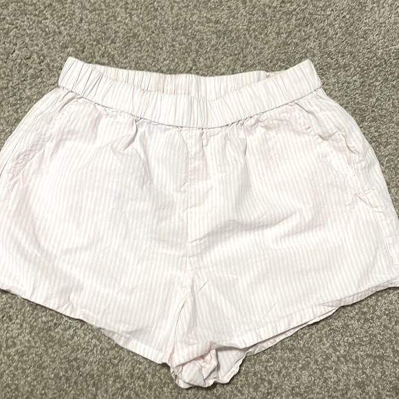 pink and white striped shorts - Picture 1 of 1